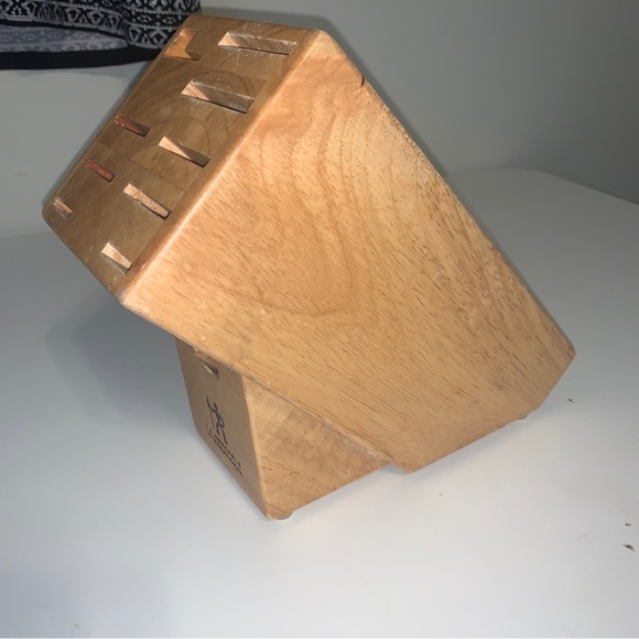 Zwilling JA Henckels Knife Block 9 Knife Slots, Scissors, Oak Wood Counter - Picture 2 of 16